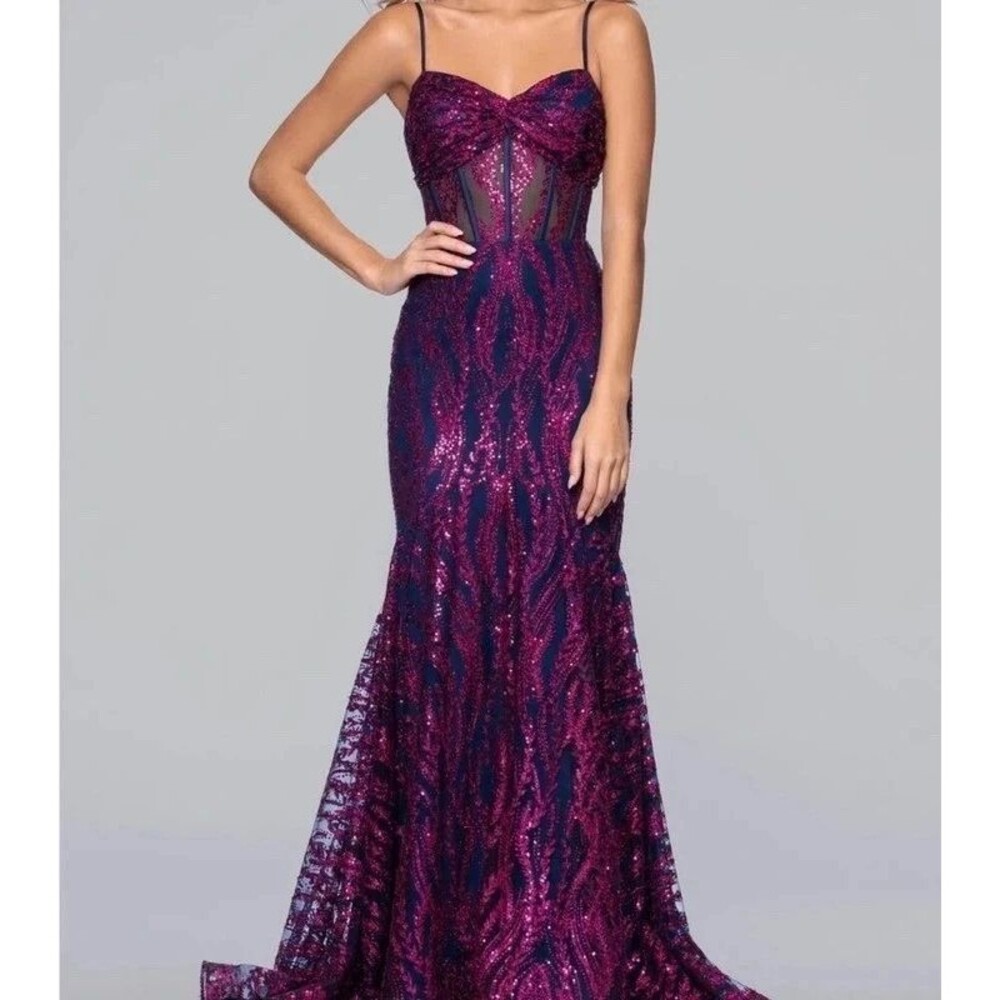 Juniors Sequined Navy and Fuchsia Prom Dress Size 13
